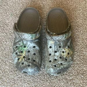 Real tree Camo Crocs - Men’s size 9 - Women’s size 11